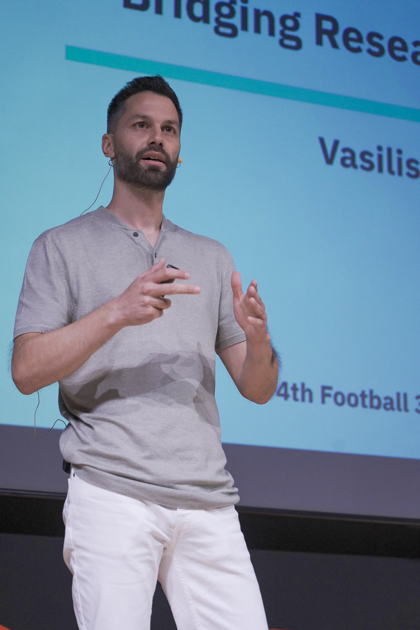 Βασίλης Αρματάς